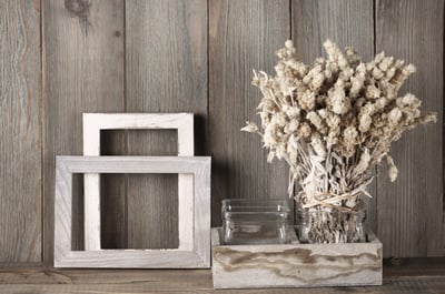 My First Apartment: How to Decorate on a Budget-featured