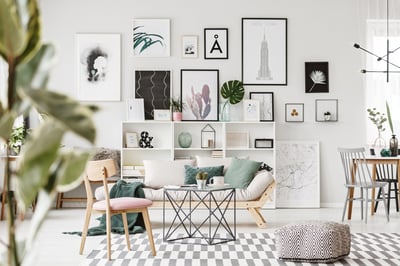 Apartment Living Tips: 13 Ideas For White Walls [Sans Paint]-featured