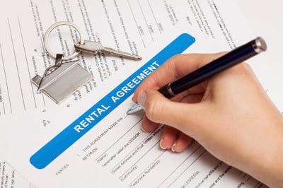 What to Consider Before Signing a Rental Living Agreement-featured