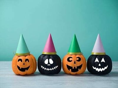 Sparkle or Spook? 5 Pumpkin Decorating Tips for Chico Apartments-featured