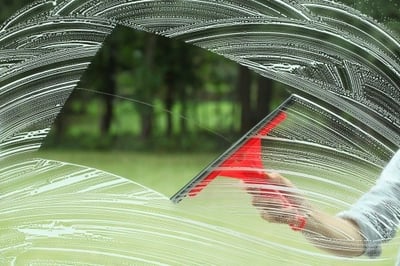 Window Cleaning Tips for Apartments in Chico California-featured